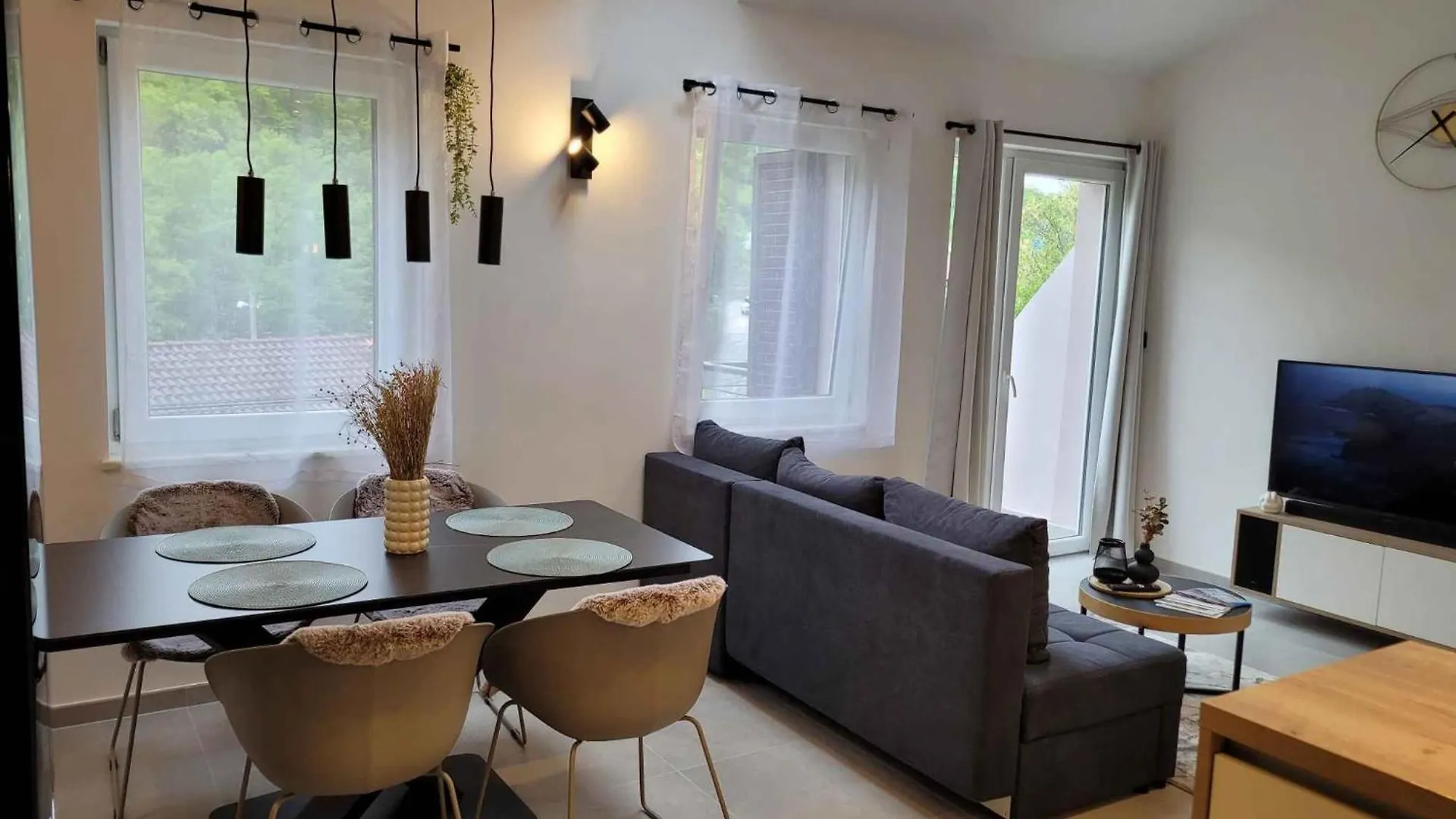 Apartment In Rijeka 50836
