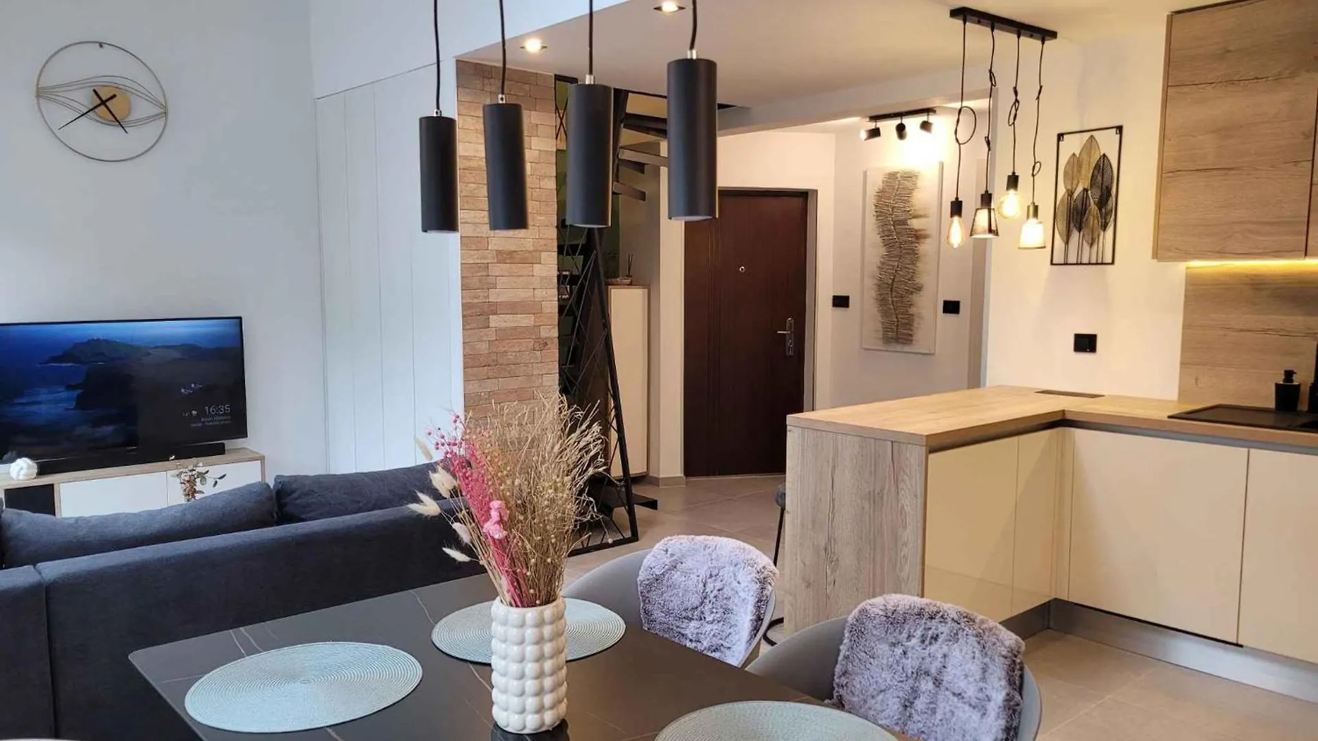 Apartment In Rijeka 50836