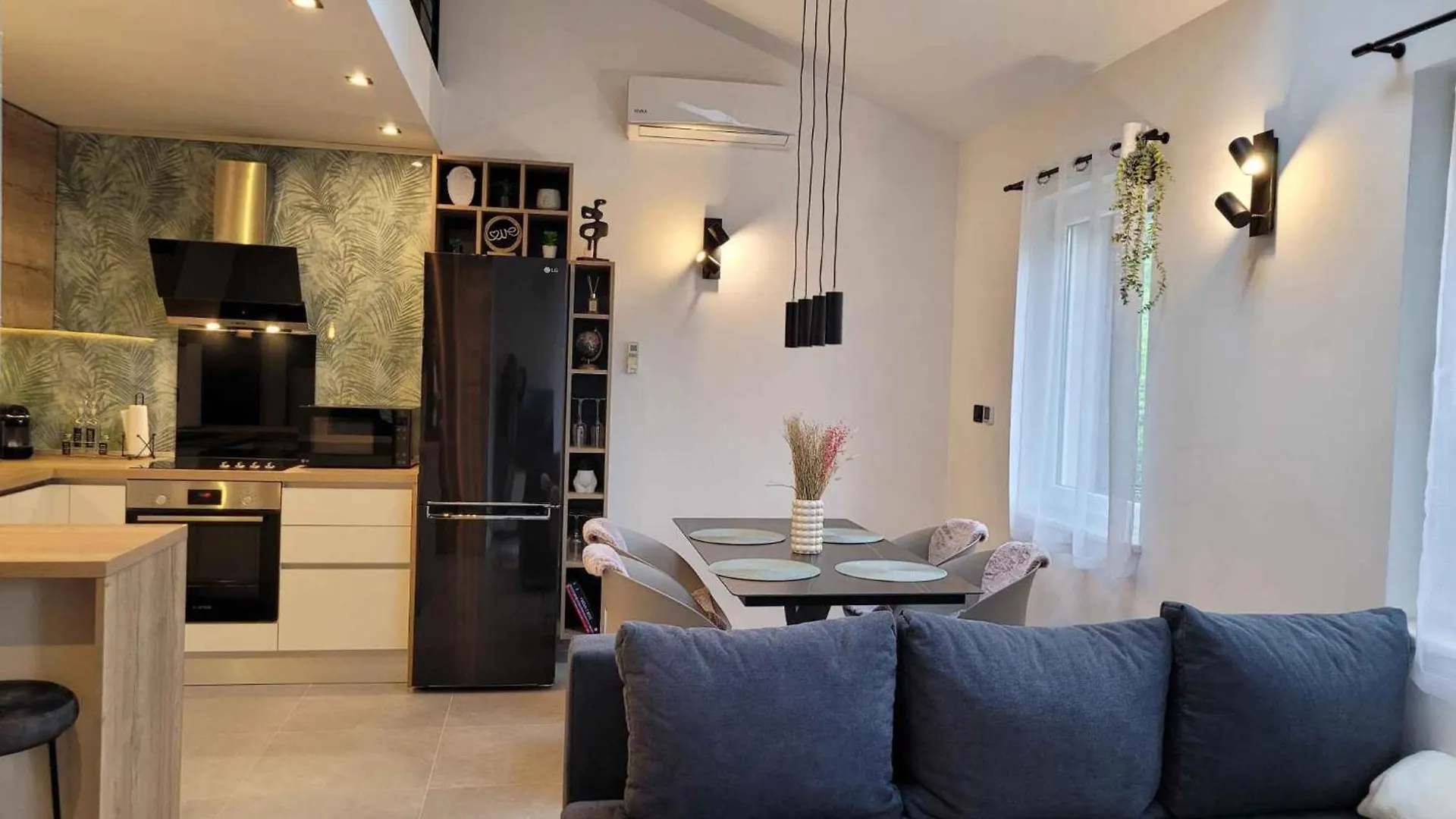 Apartment In Rijeka 50836