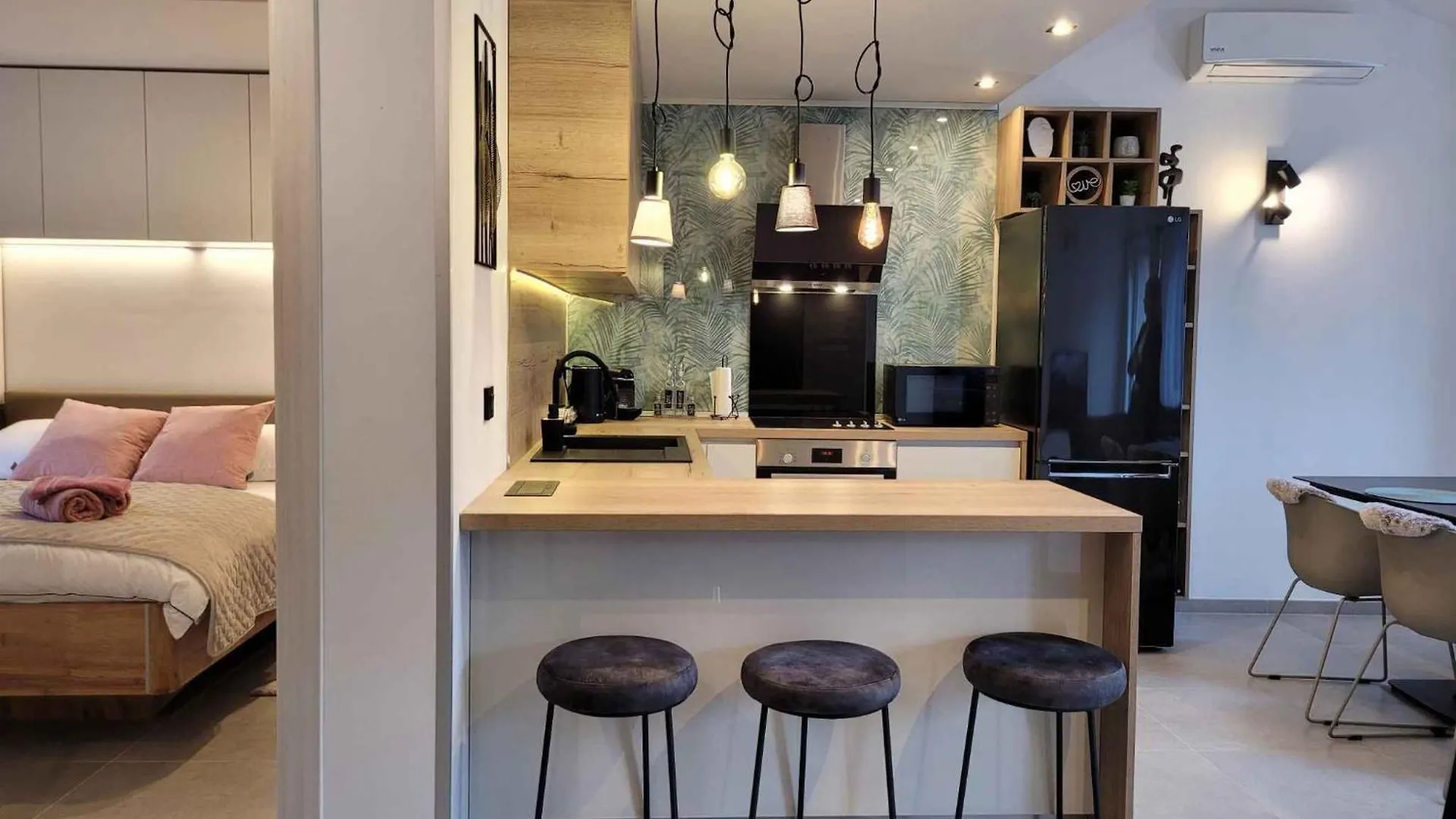 Apartment In Rijeka 50836